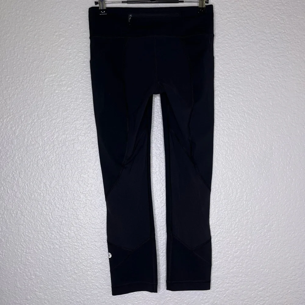Lululemon Pace Rival Crop *22” Side Pockets in Solid‎ Black Size 4
